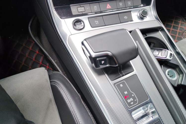 Used Audi A6L 2021 40 TFSI Luxury Dynamic Edition Gear Lever