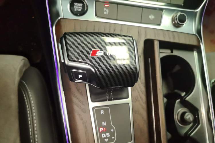 Used Audi A6L 2021 40 TFSI Luxury Dynamic Edition Gear Lever