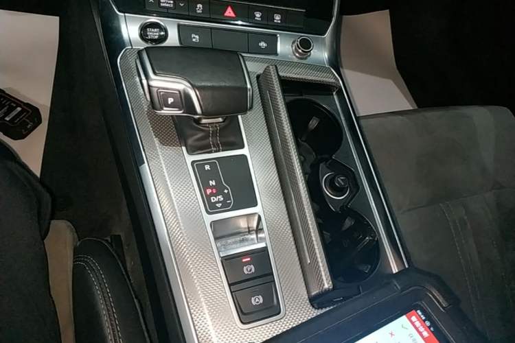 Used Audi A6L 2021 40 TFSI Luxury Dynamic Edition Gear Lever