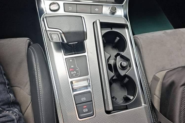 Used Audi A6L 2021 45 TFSI quattro Prestige Dynamic Edition Gear Lever