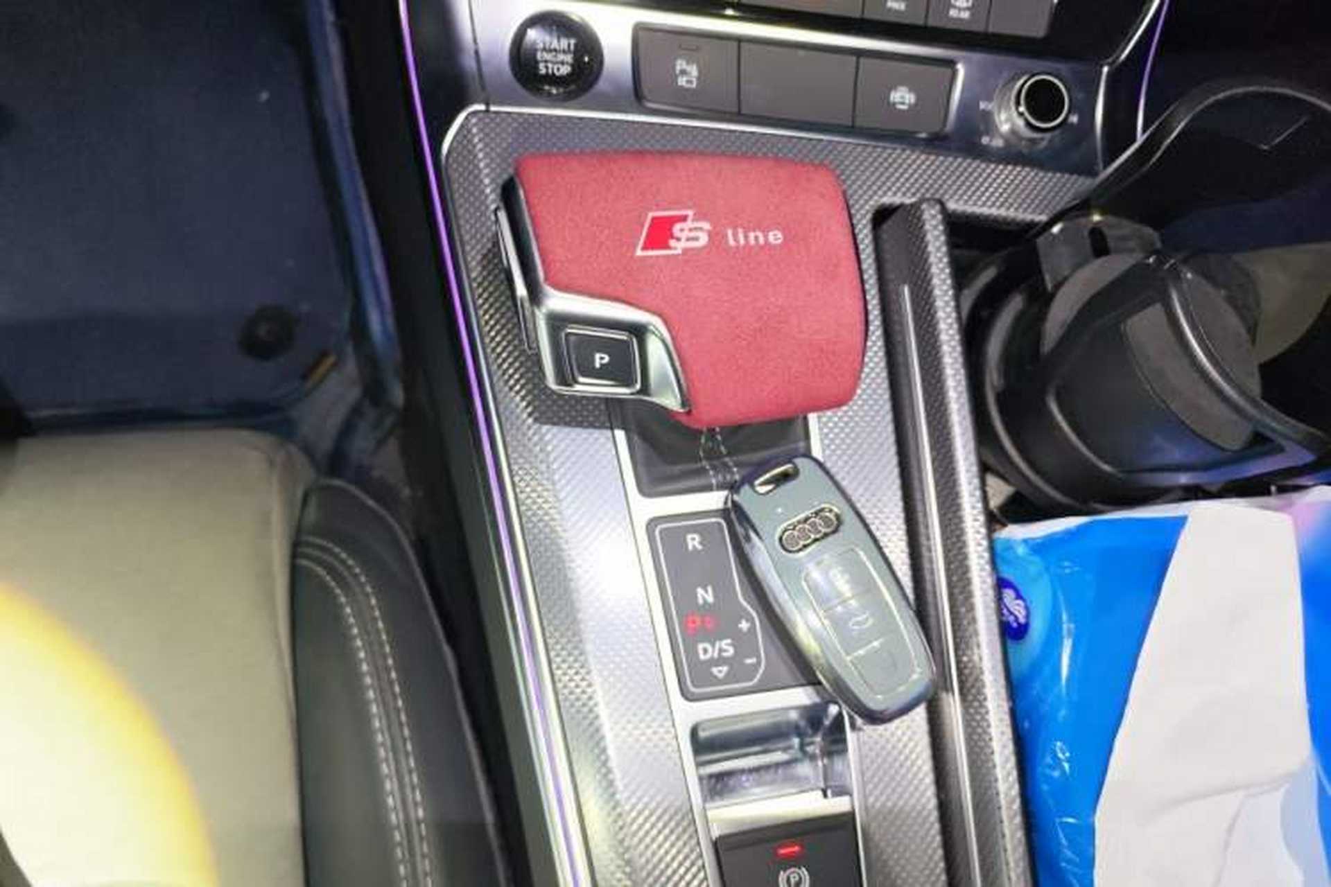 Used Audi A6L 2021 40 TFSI Luxury Dynamic Edition Gear Lever