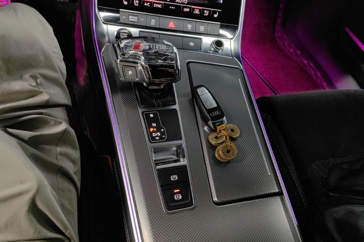 Used Audi A6L 2021 55 TFSI quattro Prestige Dynamic Edition Gear Lever