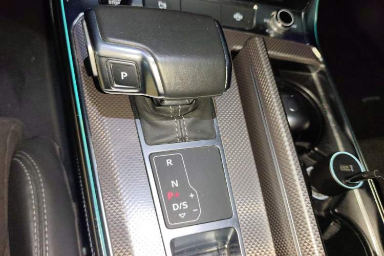 Used Audi A6L 2021 55 TFSI quattro Prestige Dynamic Edition Gear Lever