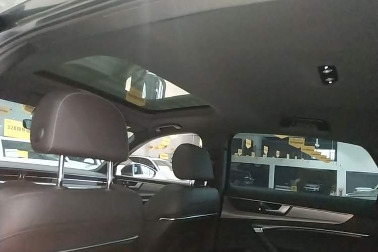 Used Audi A6L 2021 40 TFSI Luxury Dynamic Edition Headliner