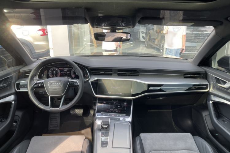 Used Audi A6L 2021 40 TFSI Luxury Dynamic Edition Interior 10
