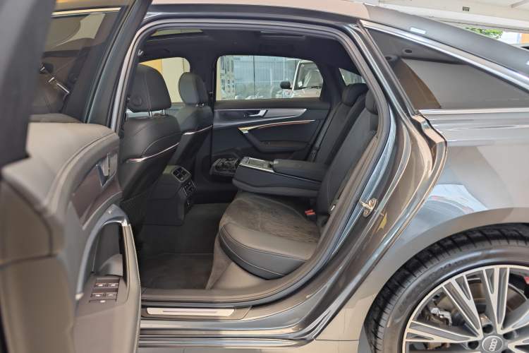 Used Audi A6L 2021 55 TFSI quattro Prestige Dynamic Edition Interior 2