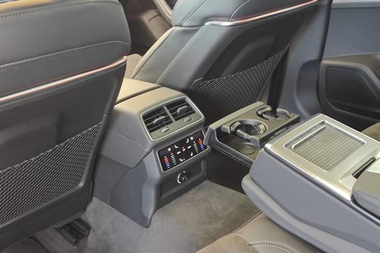 Used Audi A6L 2021 55 TFSI quattro Prestige Dynamic Edition Interior 4