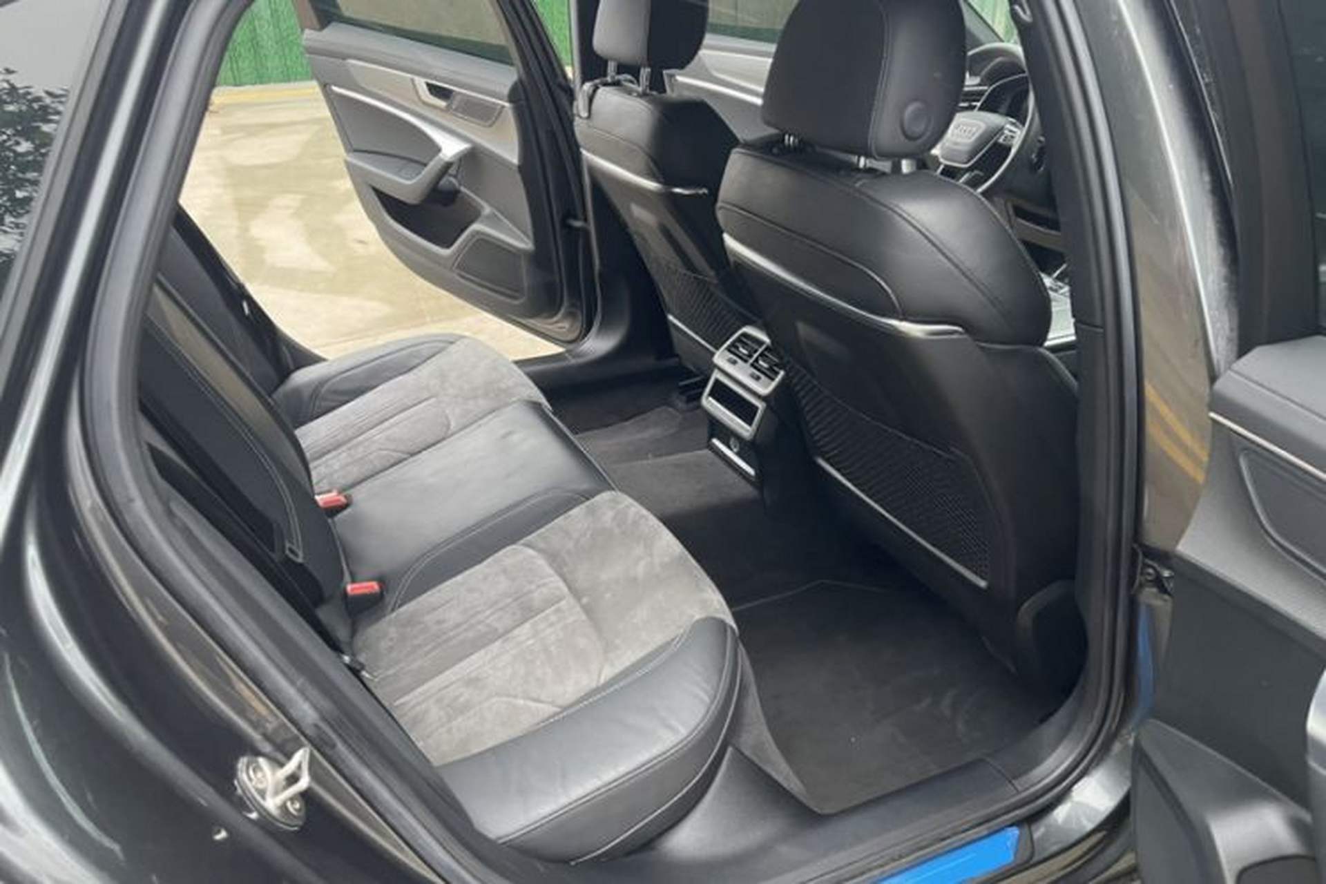 Used Audi A6L 2021 40 TFSI Luxury Dynamic Edition Interior 6