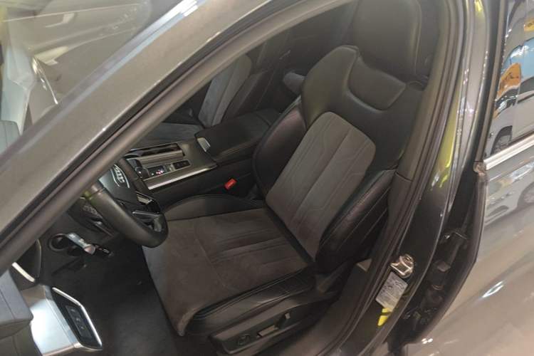 Used Audi A6L 2021 40 TFSI Luxury Dynamic Edition Left Front Seat