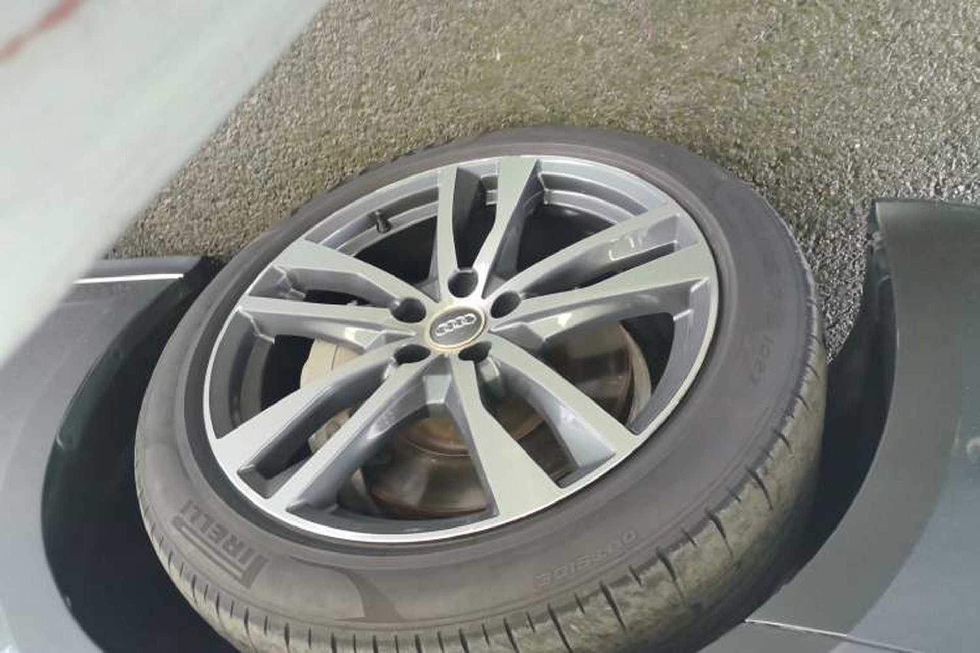 Used Audi A6L 2021 40 TFSI Luxury Dynamic Edition Left Front Wheel Hub