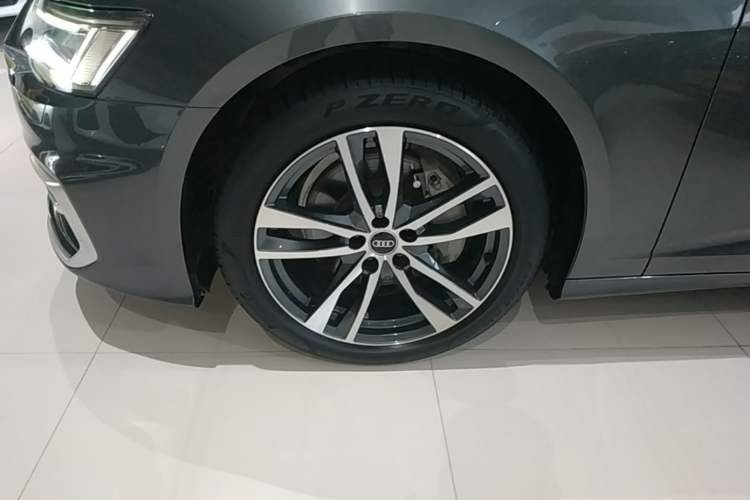 Used Audi A6L 2021 40 TFSI Luxury Dynamic Edition Left Front Wheel Hub