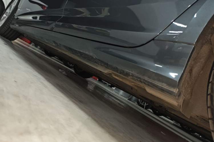 Used Audi A6L 2021 45 TFSI Prestige Dynamic Edition Left Side Sill