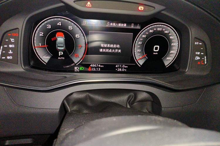 Used Audi A6L 2021 45 TFSI Enjoy Life Edition Odometer Close Up