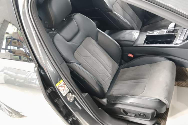 Used Audi A6L 2021 40 TFSI Luxury Dynamic Edition Right Front Seat