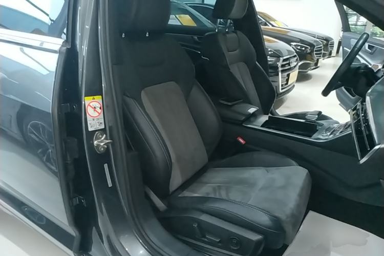 Used Audi A6L 2021 40 TFSI Luxury Dynamic Edition Right Front Seat