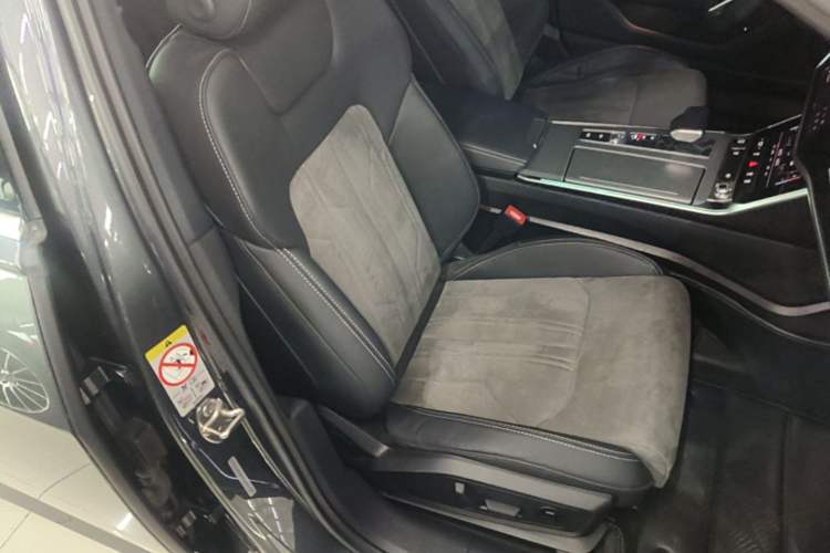 Used Audi A6L 2021 40 TFSI Luxury Dynamic Edition Right Front Seat