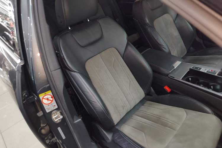 Used Audi A6L 2021 40 TFSI Luxury Dynamic Edition Right Front Seat