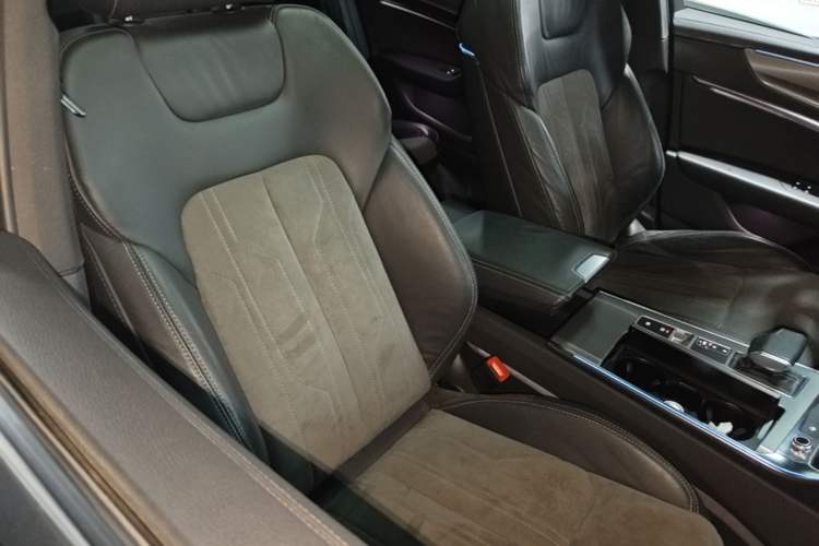 Used Audi A6L 2021 45 TFSI Prestige Dynamic Edition Right Front Seat