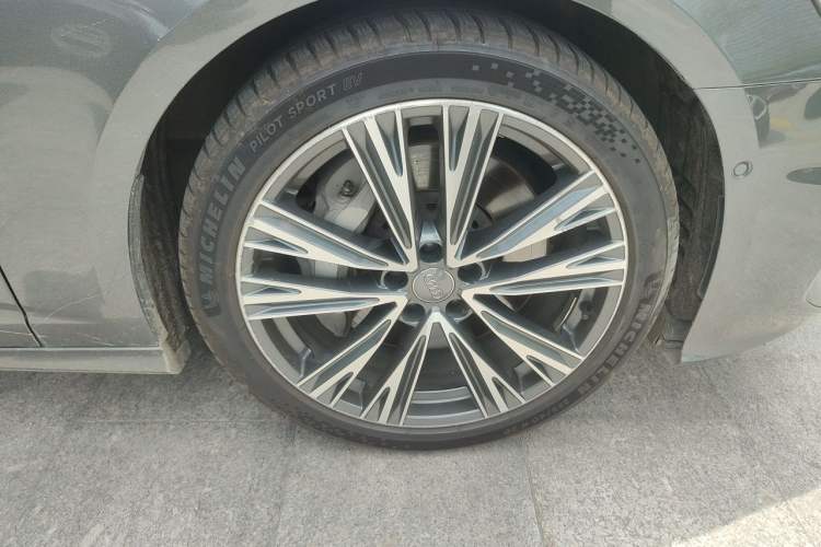 Used Audi A6L 2021 55 TFSI quattro Prestige Dynamic Edition Right Front Wheel Hub
