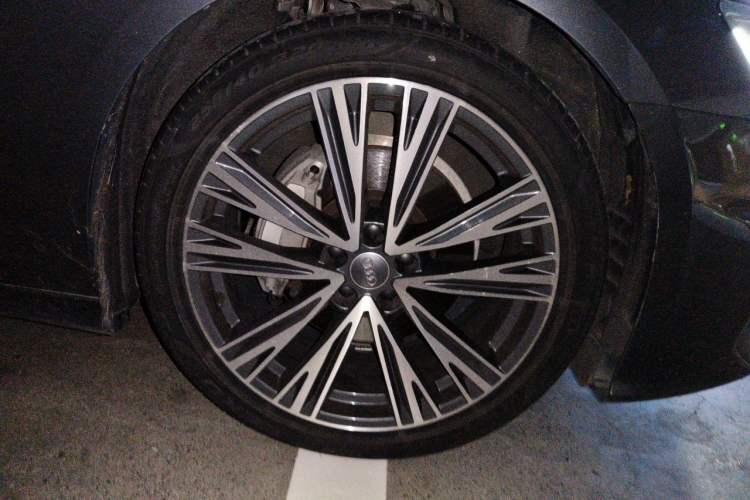 Used Audi A6L 2021 45 TFSI Enjoy Life Edition Right Front Wheel Hub