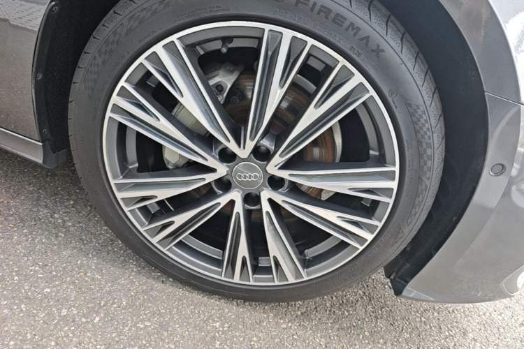 Used Audi A6L 2021 45 TFSI quattro Prestige Dynamic Edition Right Front Wheel Hub