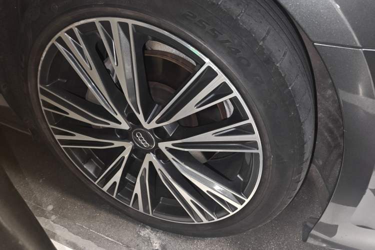 Used Audi A6L 2021 45 TFSI Enjoy Life Edition Right Front Wheel Hub