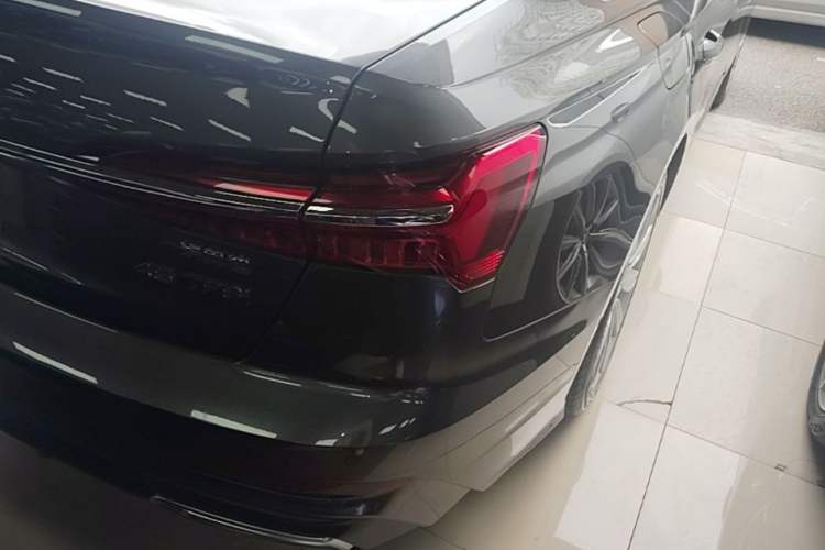 Used Audi A6L 2021 45 TFSI Prestige Dynamic Edition Right Rear Taillight