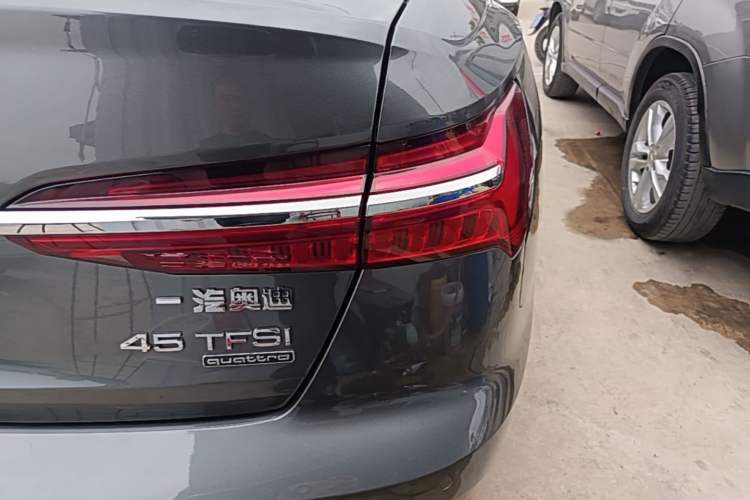 Used Audi A6L 2021 45 TFSI Prestige Dynamic Edition Right Rear Taillight