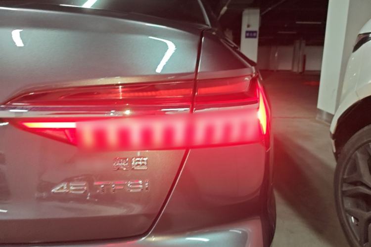 Used Audi A6L 2021 45 TFSI Prestige Dynamic Edition Right Rear Taillight