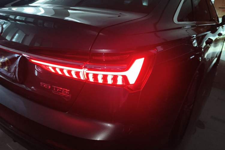 Used Audi A6L 2021 55 TFSI quattro Prestige Dynamic Edition Right Rear Taillight