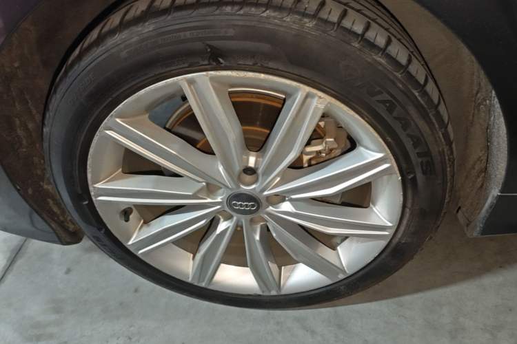 Used Audi A6L 2021 45 TFSI Prestige Dynamic Edition Right Rear Wheel Hub