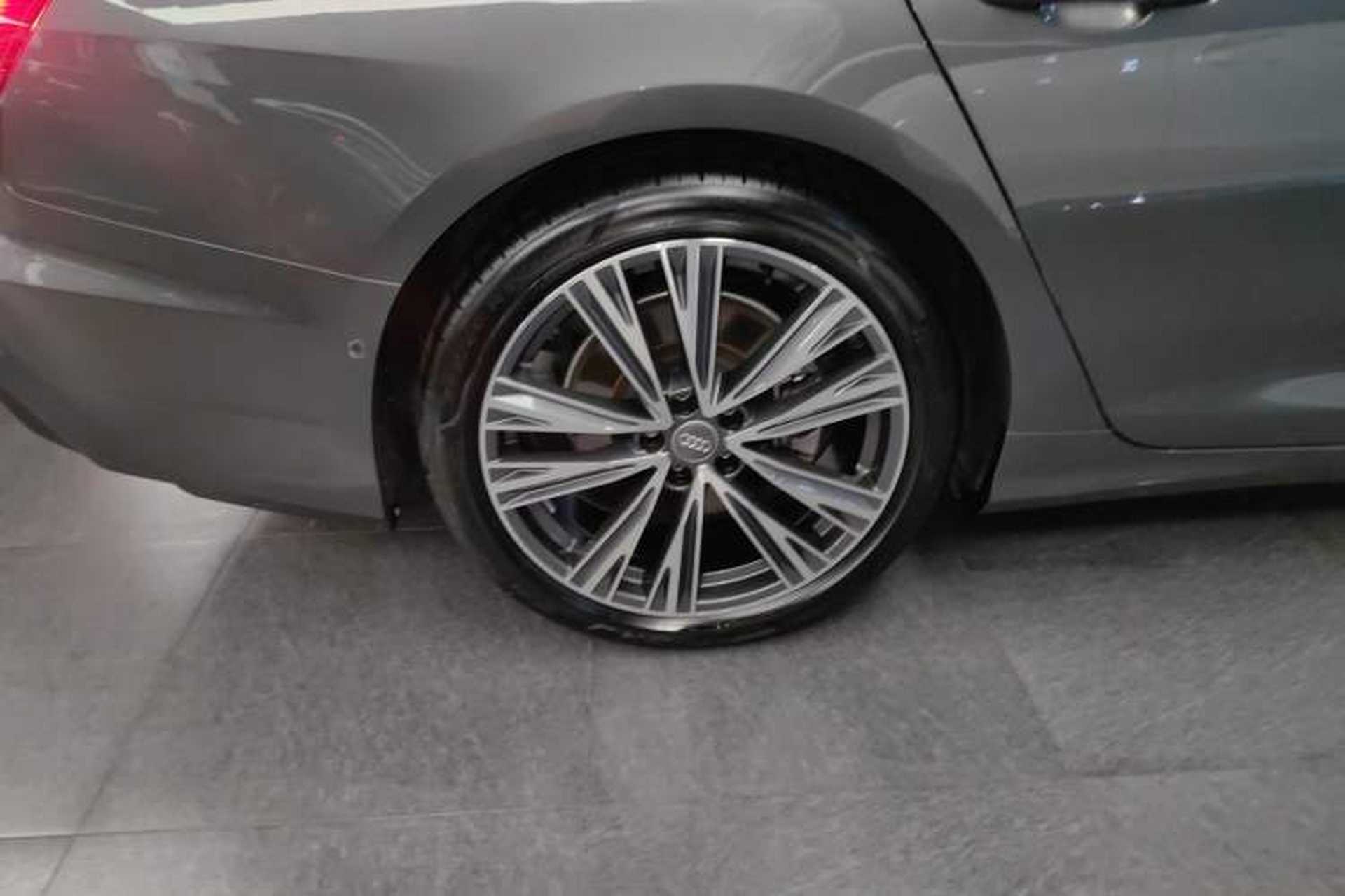 Used Audi A6L 2021 45 TFSI quattro Prestige Dynamic Edition Right Rear Wheel Hub