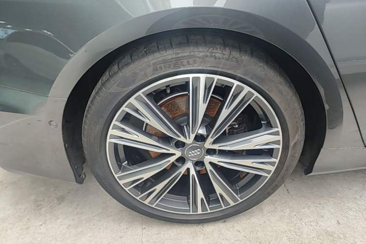 Used Audi A6L 2021 45 TFSI quattro Prestige Dynamic Edition Right Rear Wheel Hub