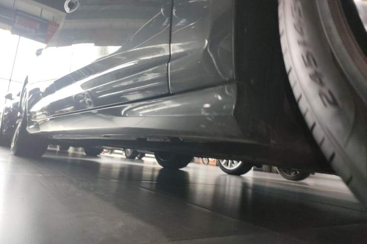 Used Audi A6L 2021 45 TFSI Prestige Dynamic Edition Right Side Sill