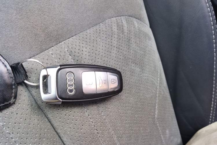 Used Audi A6L 2021 40 TFSI Luxury Dynamic Edition Vehicle Key