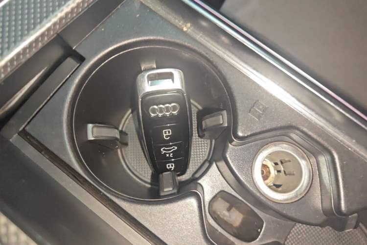 Used Audi A6L 2021 40 TFSI Luxury Dynamic Edition Vehicle Key