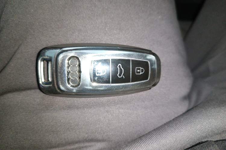 Used Audi A6L 2021 40 TFSI Luxury Dynamic Edition Vehicle Key