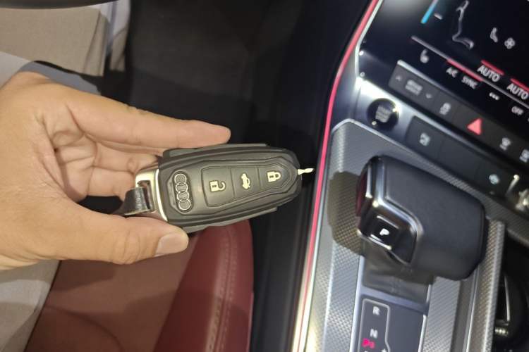 Used Audi A6L 2021 45 TFSI Enjoy Life Edition Vehicle Key