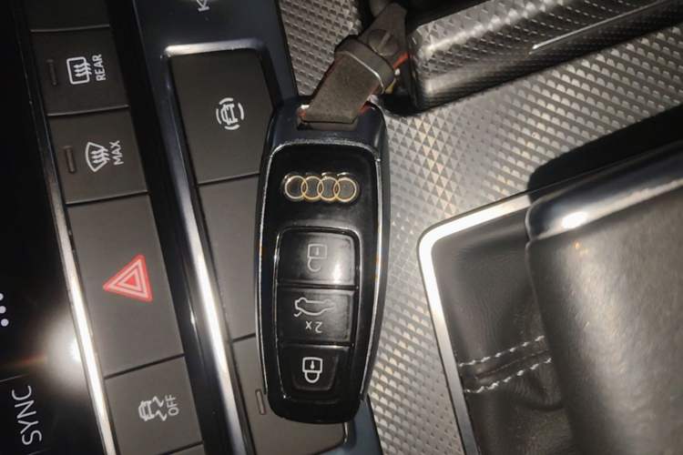 Used Audi A6L 2021 45 TFSI Prestige Dynamic Edition Vehicle Key