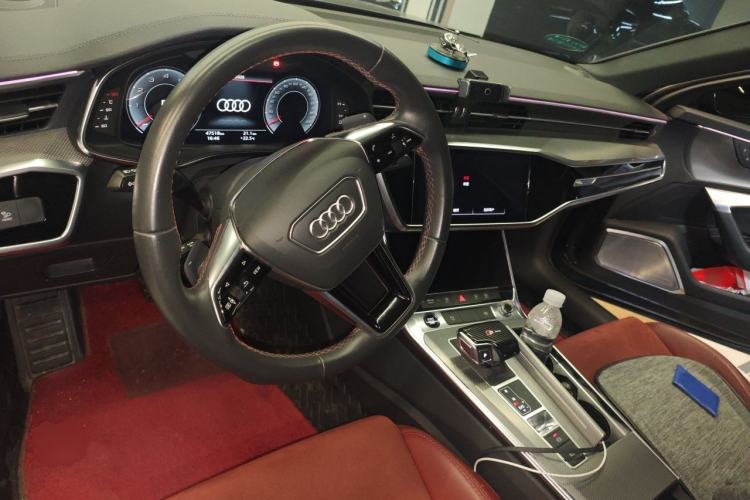 Used Audi A6L 2021 45 TFSI Enjoy Life Edition Center Console