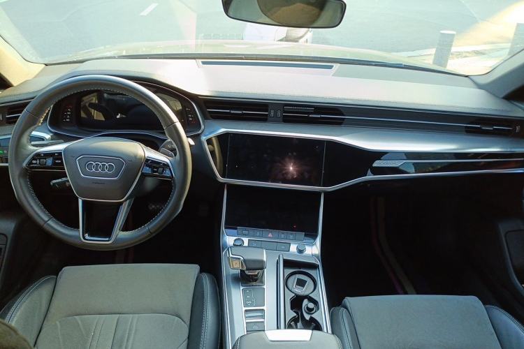 Used Audi A6L 2021 45 TFSI quattro Prestige Dynamic Edition Center Console