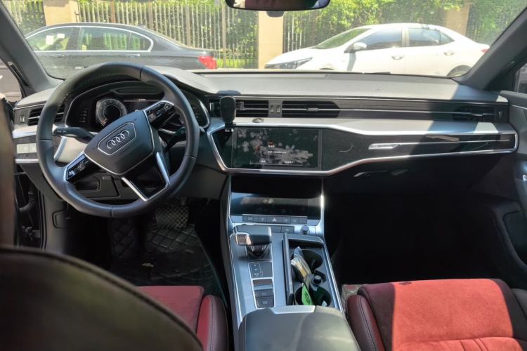 Used Audi A6L 2021 45 TFSI Enjoy Life Edition Center Console