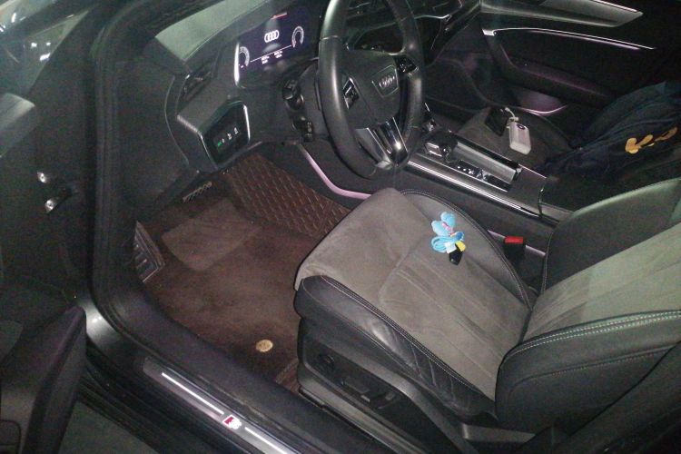 Used Audi A6L 2021 40 TFSI Luxury Dynamic Edition Driver Seat