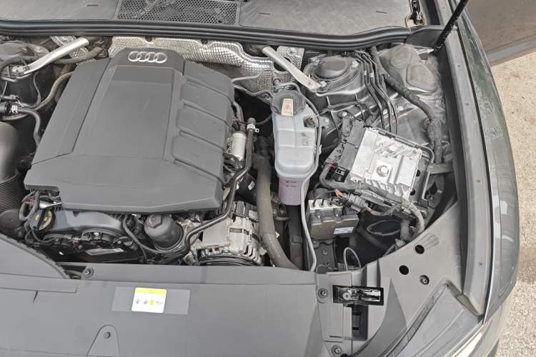 Used Audi A6L 2021 45 TFSI Prestige Dynamic Edition Engine Bay Left