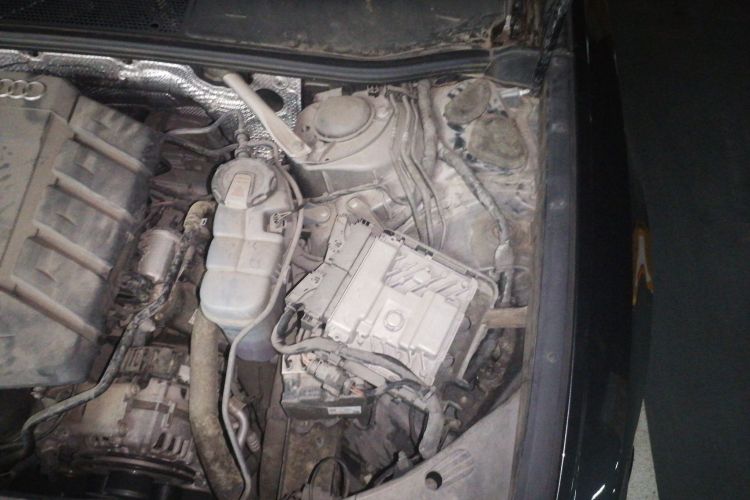 Used Audi A6L 2021 40 TFSI Luxury Dynamic Edition Engine Bay Left