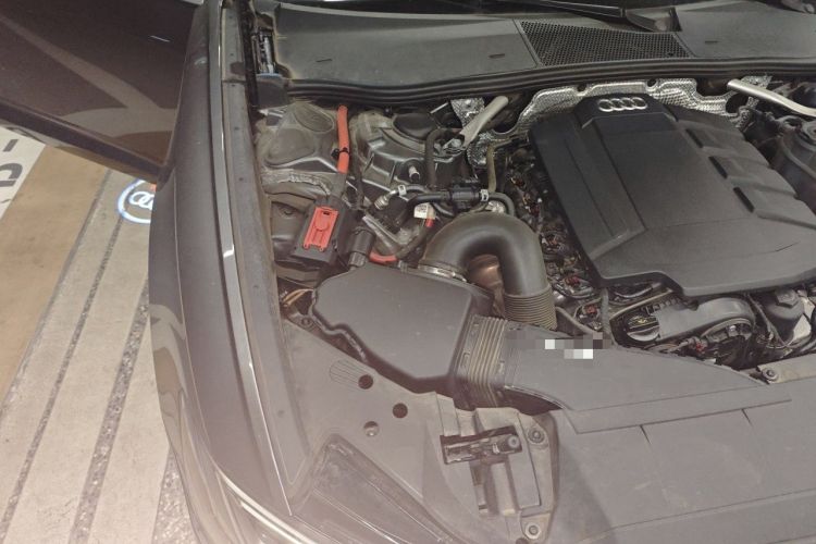 Used Audi A6L 2021 45 TFSI Enjoy Life Edition Engine Bay Right