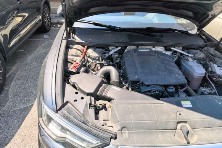 Used Audi A6L 2021 45 TFSI Enjoy Life Edition Engine Bay Right