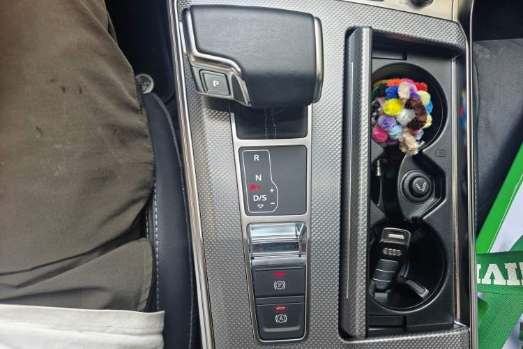 Used Audi A6L 2021 45 TFSI Prestige Dynamic Edition Gear Lever