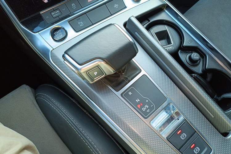 Used Audi A6L 2021 45 TFSI quattro Prestige Dynamic Edition Gear Lever