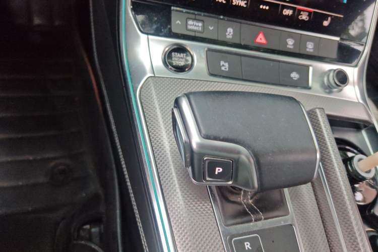 Used Audi A6L 2021 55 TFSI quattro Prestige Dynamic Edition Gear Lever